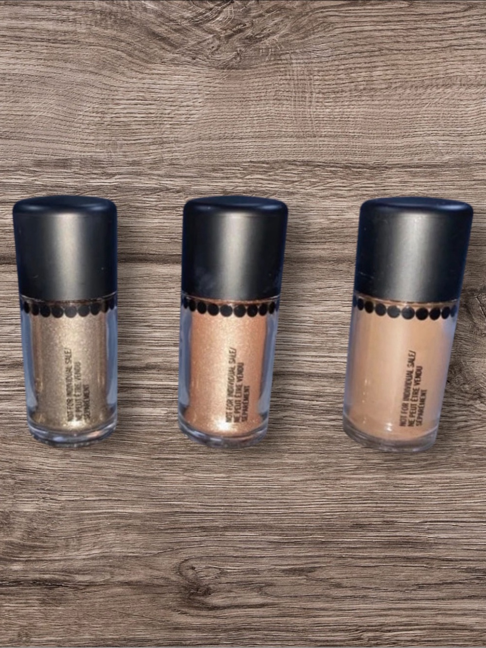 MAC Cosmetics Eyeshadow Pigment Set - Champagne, Rose Gold, Bronze - Picture 2 of 9